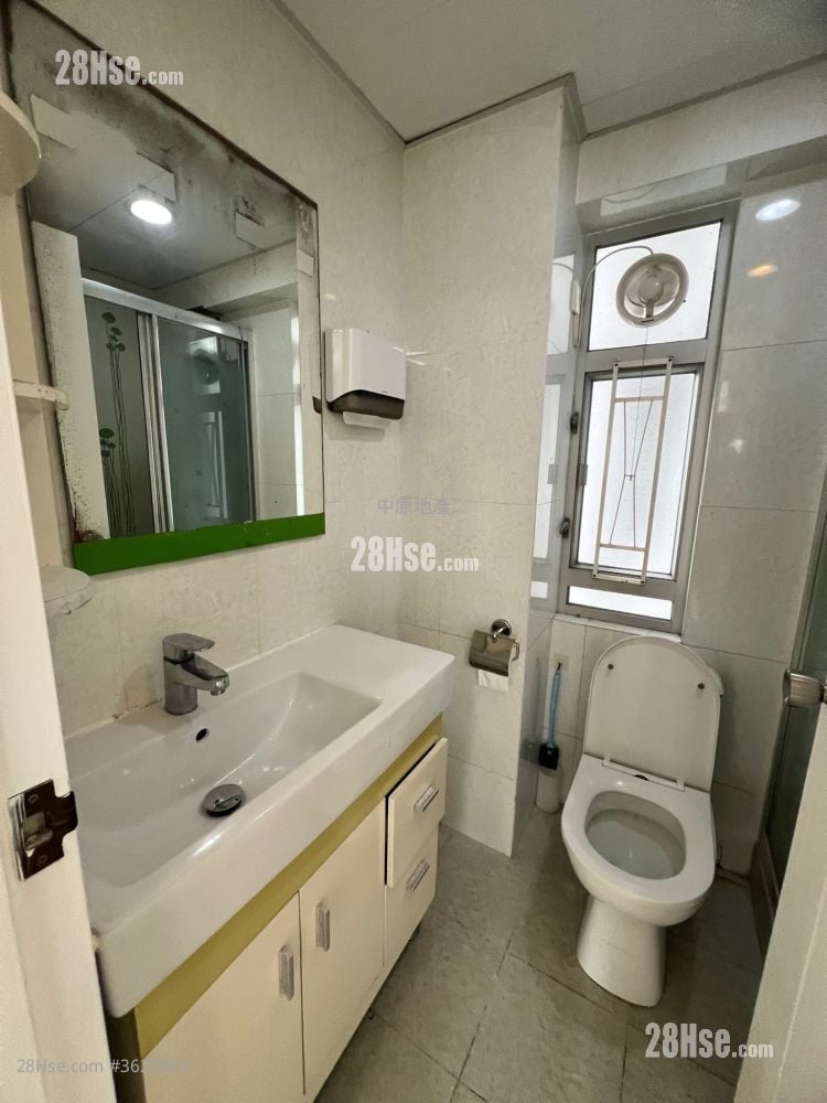 New Kwai Fong Gardens Rental 2 Bedrooms , 1 Bathroom 415 ft² New Kwai Fong Gardens Rental 2 Bedrooms , 1 Bathroom 415 ft²