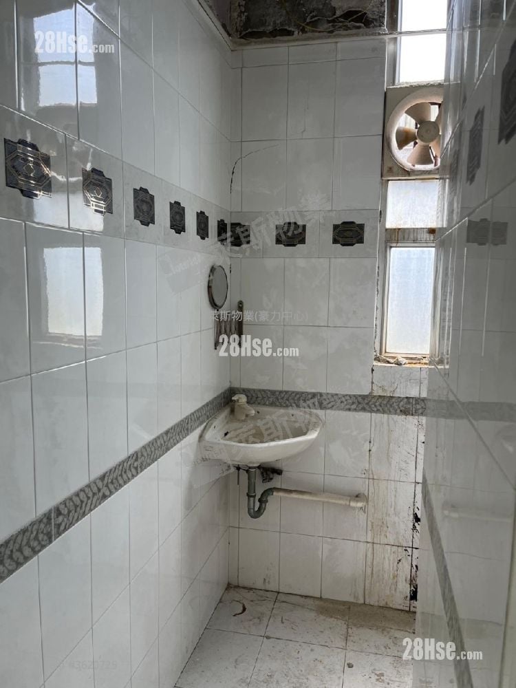 Tak Fung Industrial Centre Rental Tak Fung Industrial Centre Rental