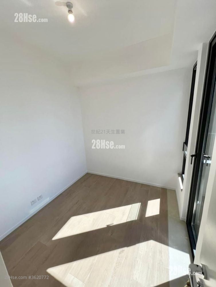 Oma By The Sea Rental 3 Bedrooms , 1 Bathroom 619 ft² Oma By The Sea Rental 3 Bedrooms , 1 Bathroom 619 ft²