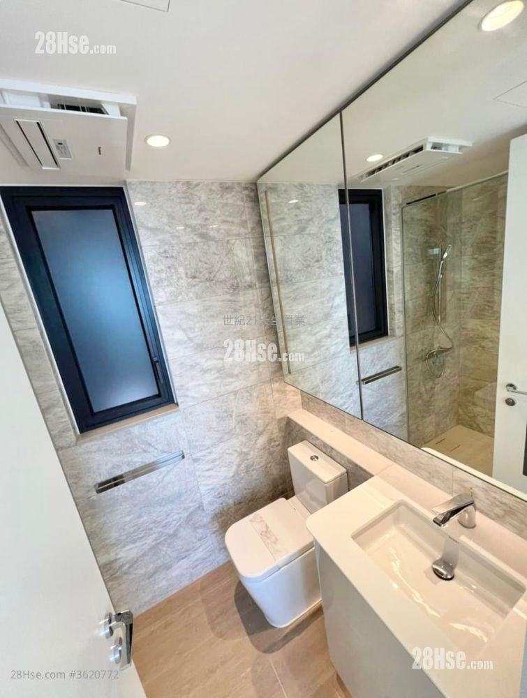 Oma By The Sea Rental 3 Bedrooms , 1 Bathroom 619 ft² Oma By The Sea Rental 3 Bedrooms , 1 Bathroom 619 ft²