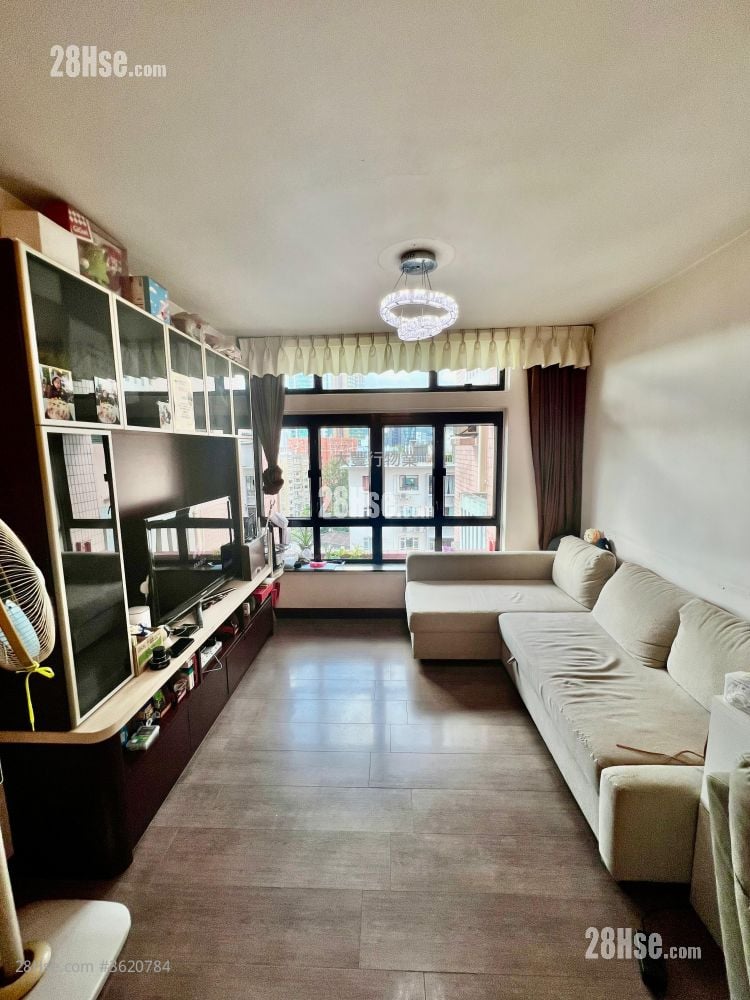 巴富花園 售盤 3 房 , 2 浴室 809 平方呎