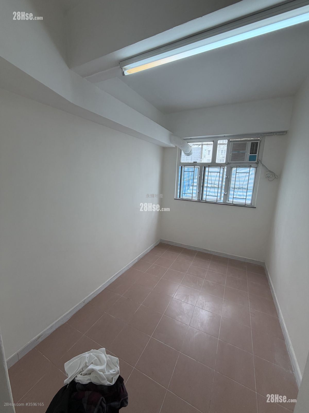 仁厚大厦 租盘 开放式间隔 130 平方尺