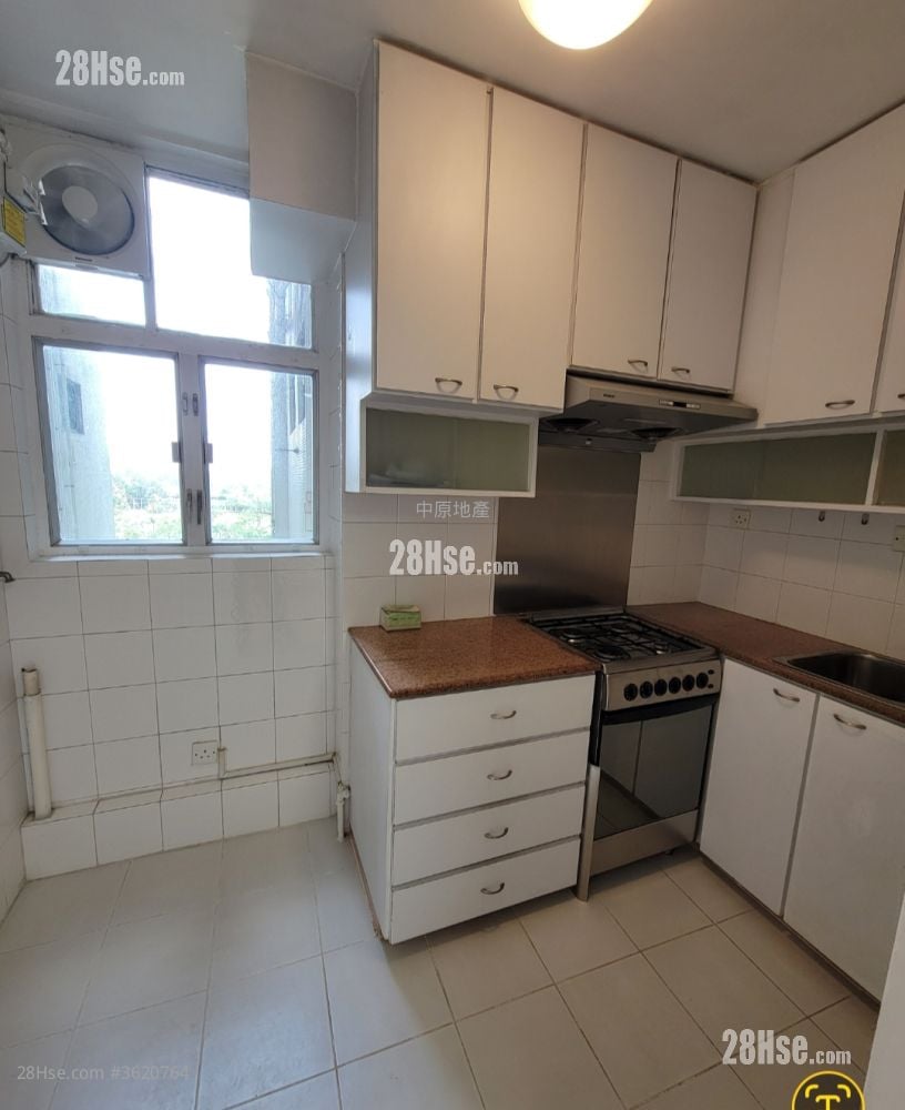Taikoo Shing Sell 3 Bedrooms , 2 Bathrooms 747 ft² Taikoo Shing Sell 3 Bedrooms , 2 Bathrooms 747 ft²