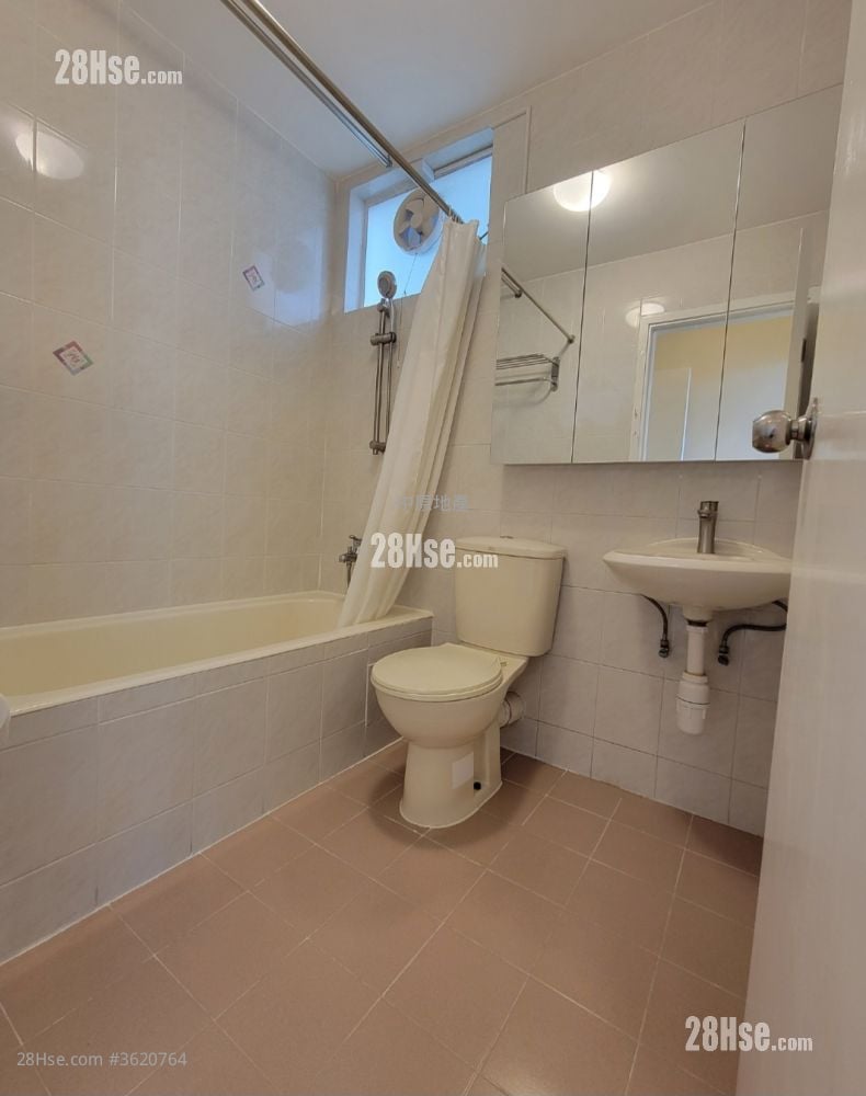 Taikoo Shing Sell 3 Bedrooms , 2 Bathrooms 747 ft² Taikoo Shing Sell 3 Bedrooms , 2 Bathrooms 747 ft²