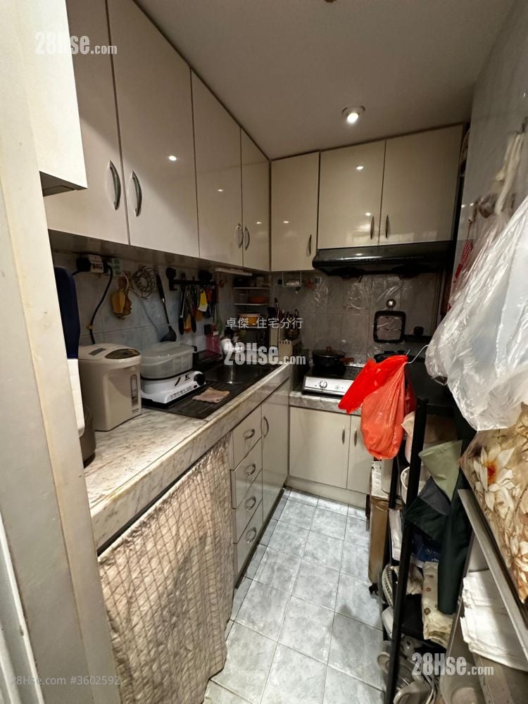 Po Sing Centre Rental 2 Bedrooms , 1 Bathroom 282 ft²
