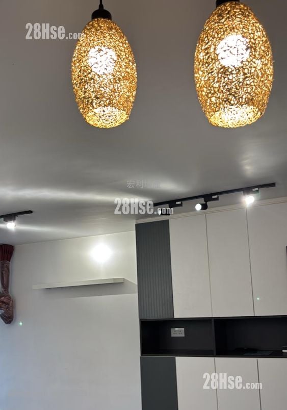 景翠苑 售盤 2 房 376 平方呎 景翠苑 售盤 2 房 376 平方呎