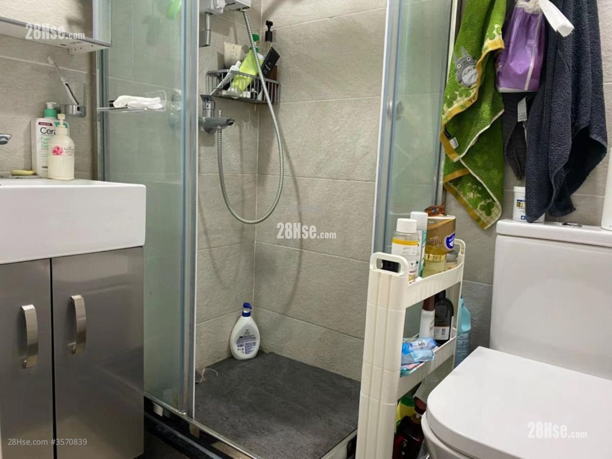 景翠苑 售盤 2 房 376 平方呎 景翠苑 售盤 2 房 376 平方呎