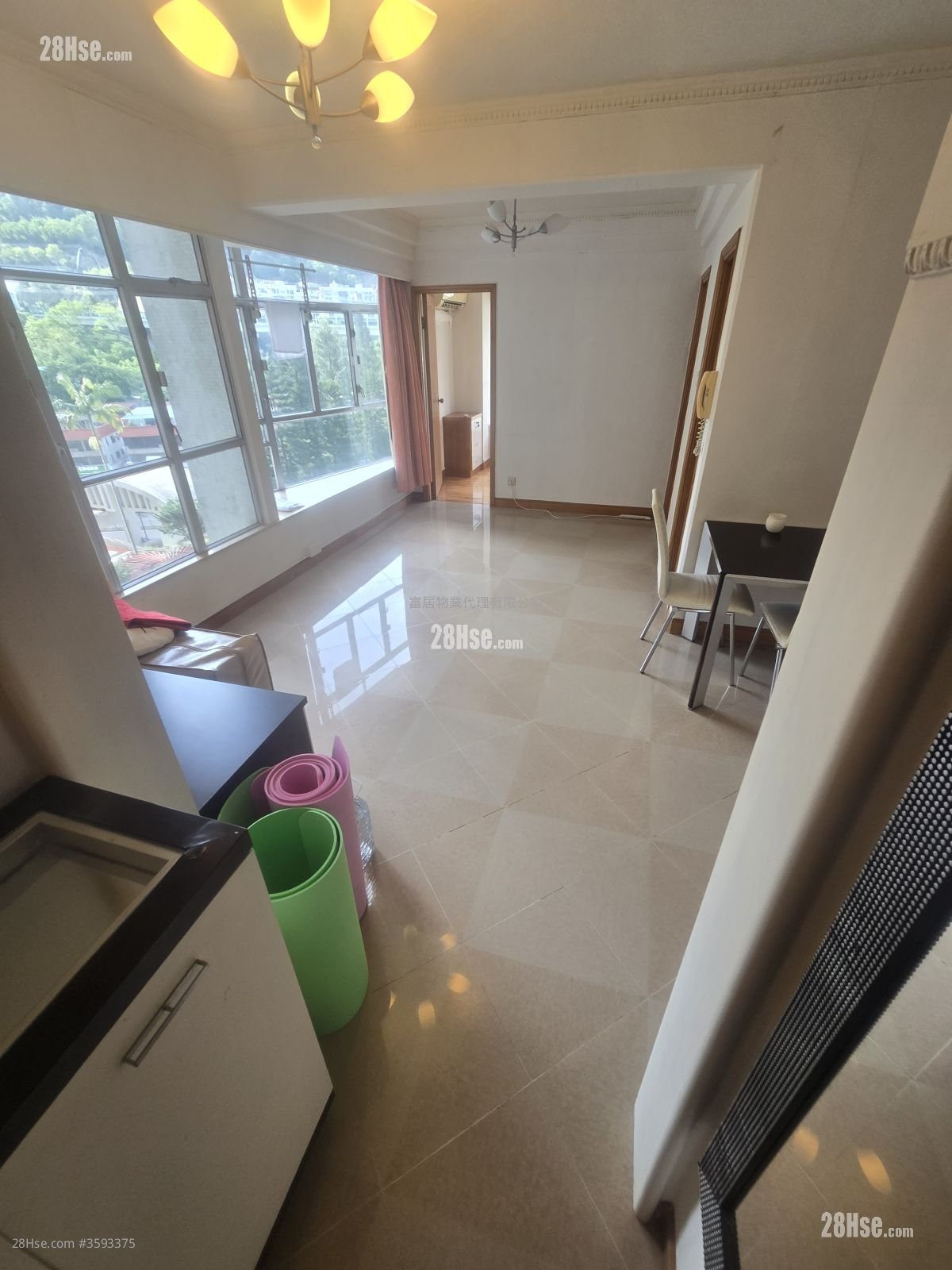 丽都花园 租盘 2 房 , 1 浴室 555 平方尺