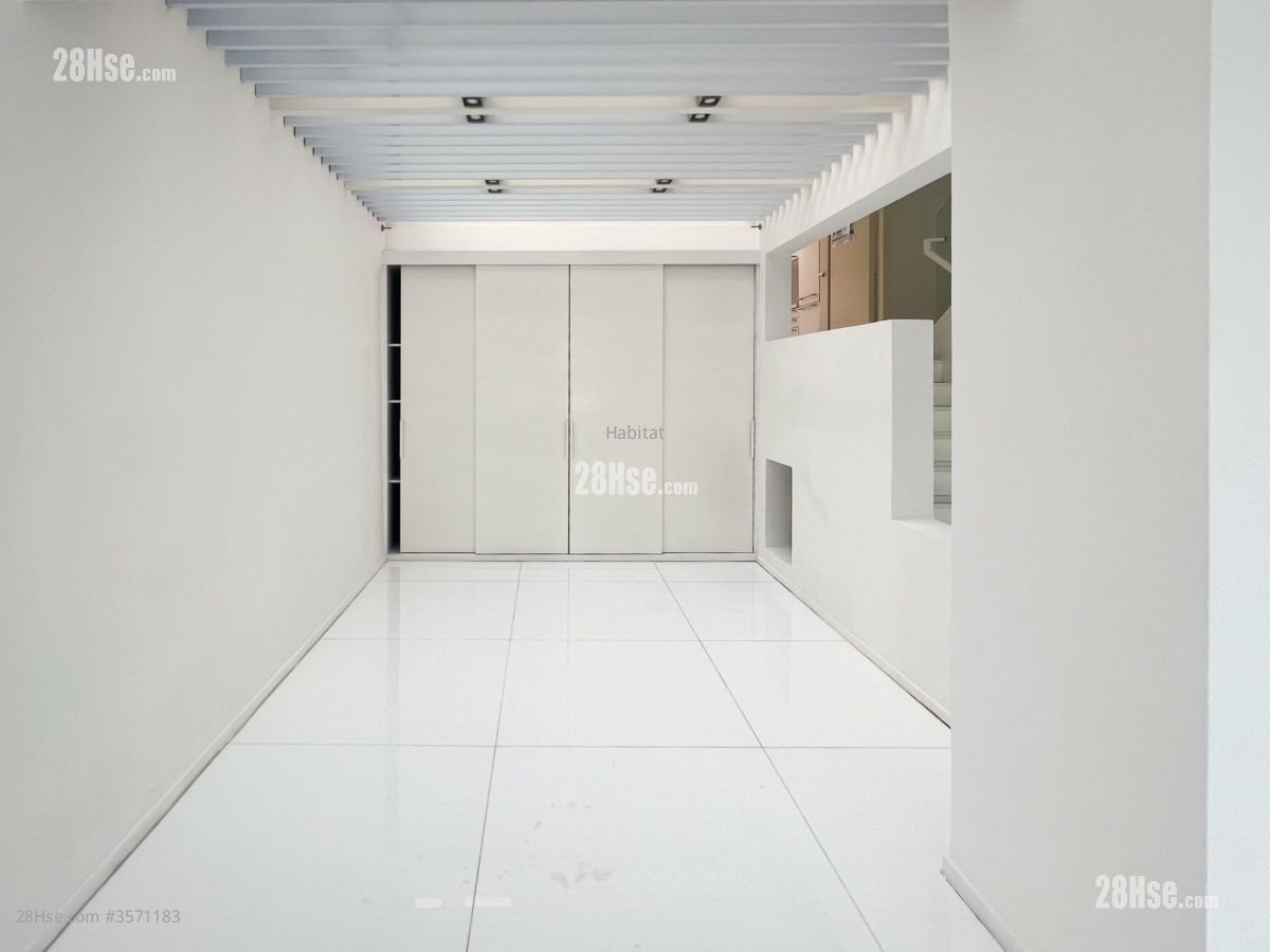 Stanley Court Sell 4 Bedrooms , 3 Bathrooms 2,058 ft² Stanley Court Sell 4 Bedrooms , 3 Bathrooms 2,058 ft²