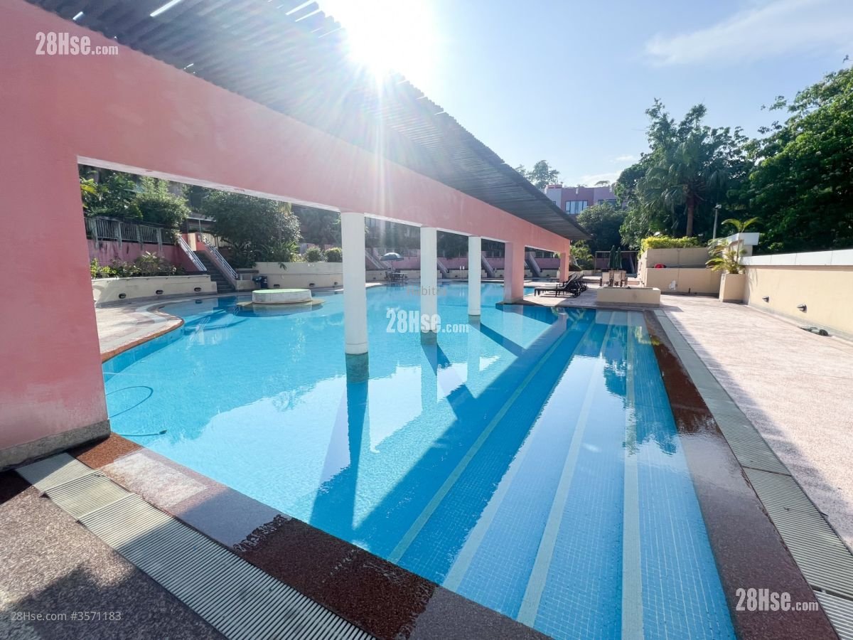 Stanley Court Sell 4 Bedrooms , 3 Bathrooms 2,058 ft² Stanley Court Sell 4 Bedrooms , 3 Bathrooms 2,058 ft²