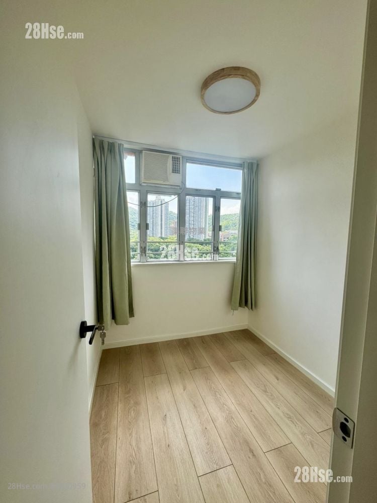 Tsing Yi Estate Sell 381 ft² Tsing Yi Estate Sell 381 ft²
