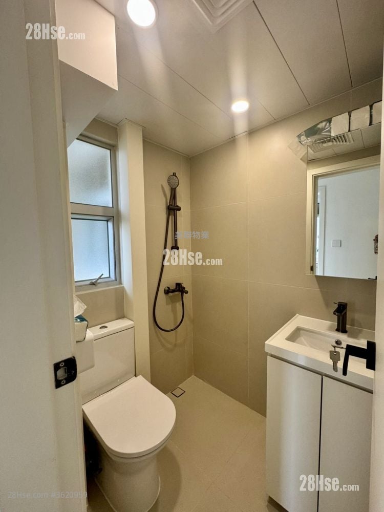 Tsing Yi Estate Sell 381 ft² Tsing Yi Estate Sell 381 ft²