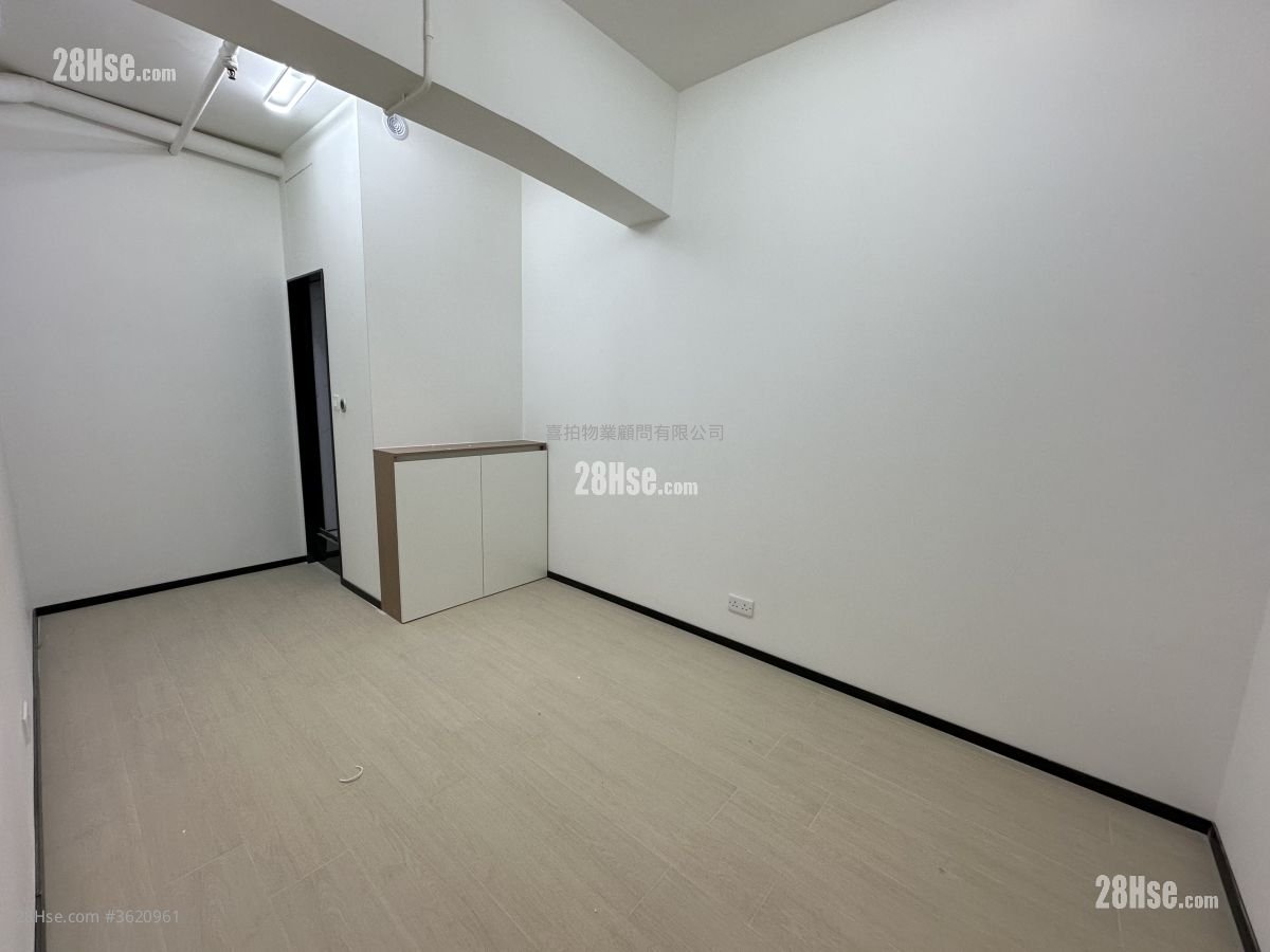 --- Rental --- Rental