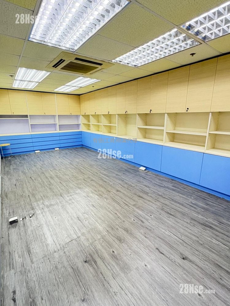 亿利工业中心 租盘 4 房 , 3 厕所 亿利工业中心 租盘 4 房 , 3 厕所