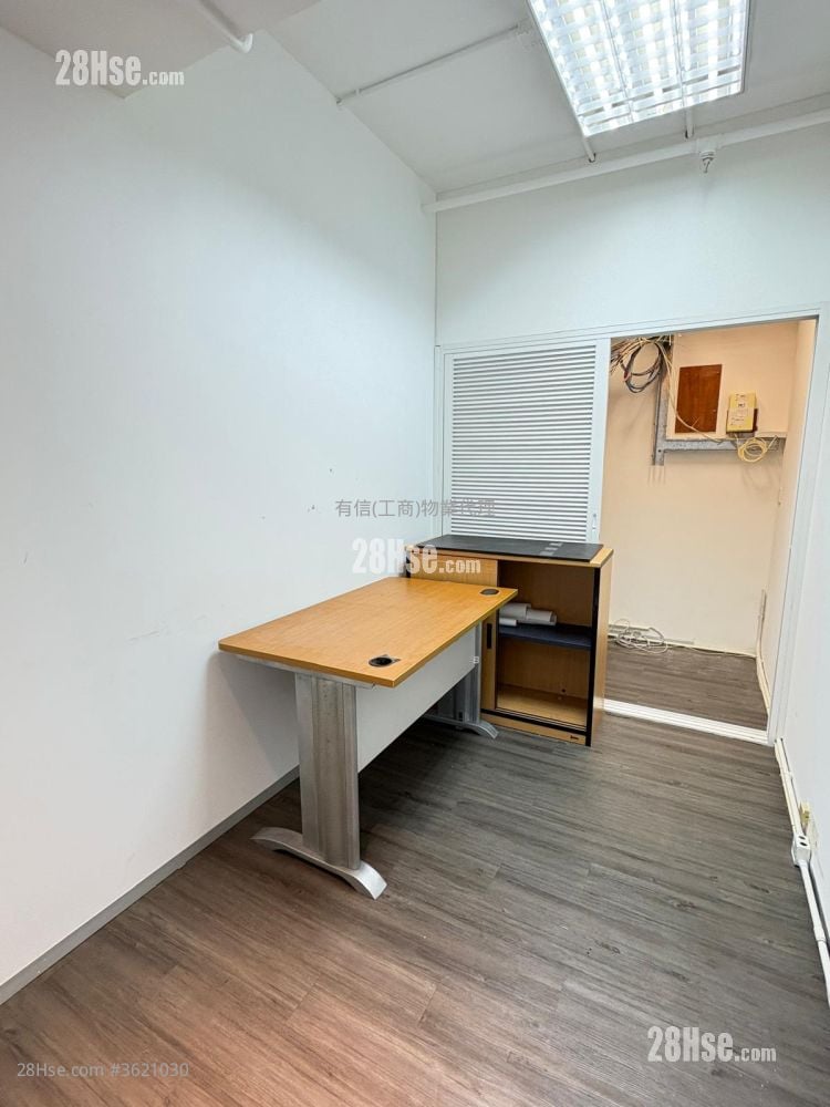 亿利工业中心 租盘 4 房 , 3 厕所 亿利工业中心 租盘 4 房 , 3 厕所