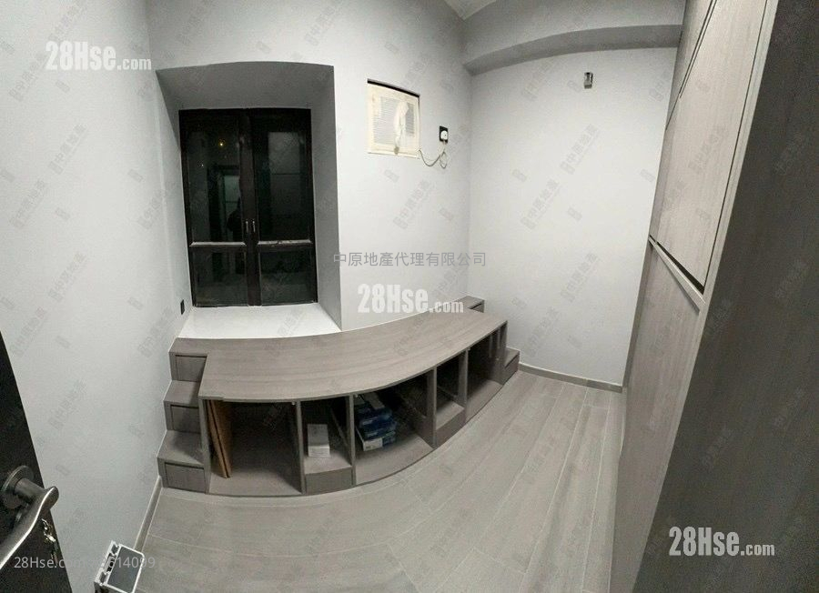 The Panorama Sell 3 Bedrooms , 2 Bathrooms 716 ft² The Panorama Sell 3 Bedrooms , 2 Bathrooms 716 ft²