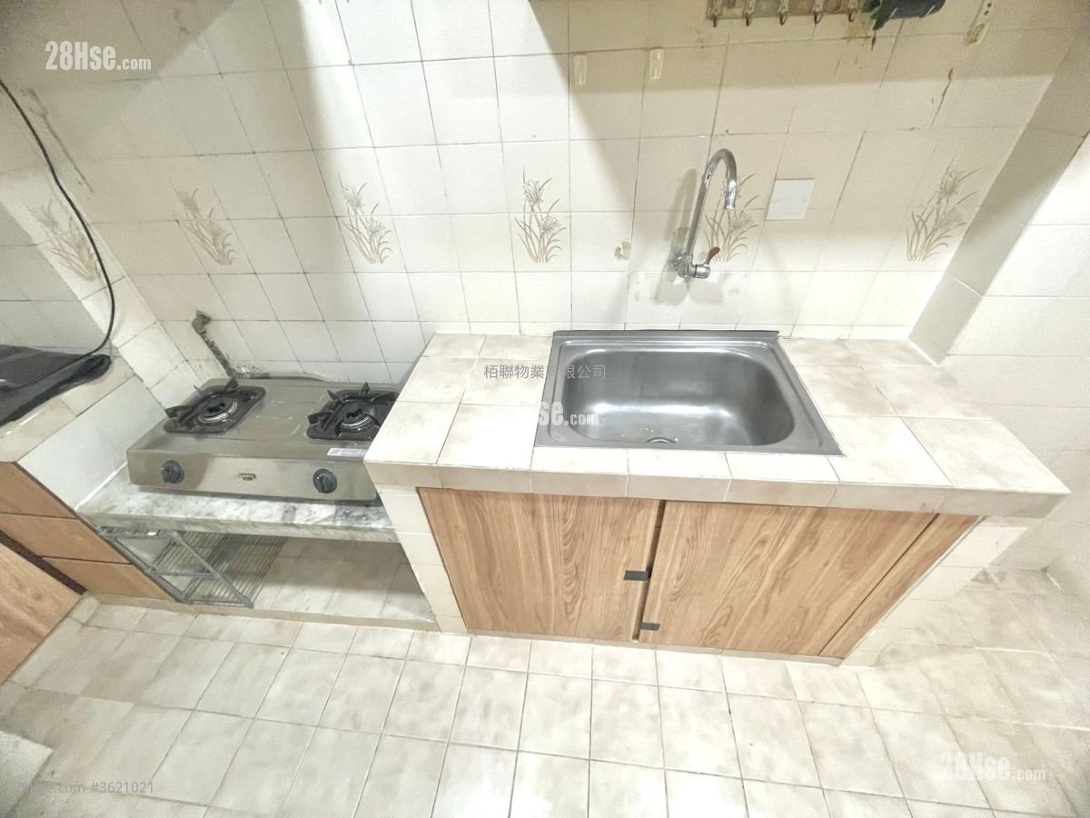 成德大厦 租盘 3 房 , 1 浴室 777 平方尺 成德大厦 租盘 3 房 , 1 浴室 777 平方尺