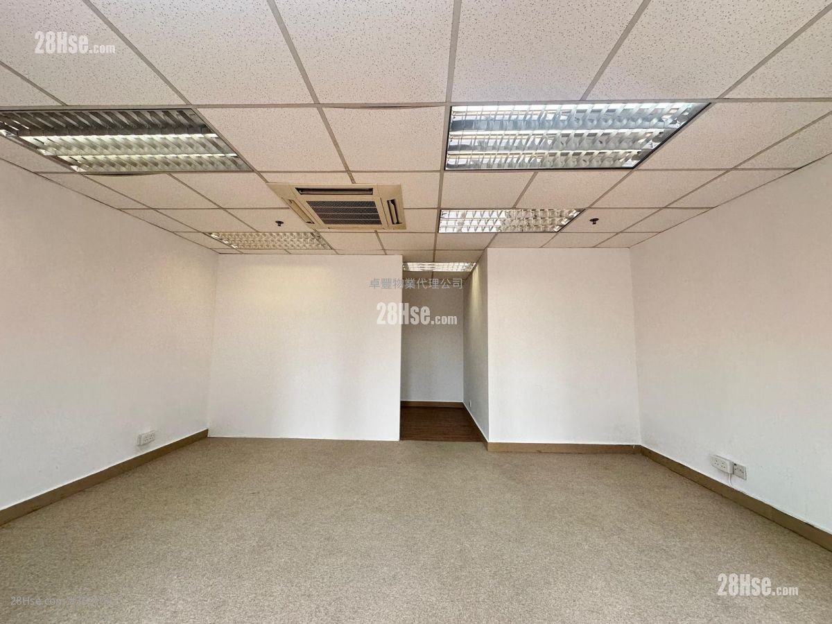 Kowloon Plaza Rental Studio 367 ft² Kowloon Plaza Rental Studio 367 ft²