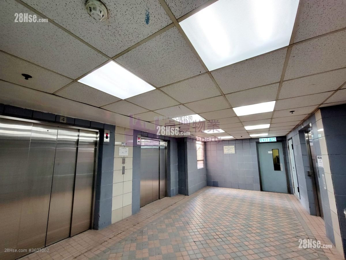 Kowloon Plaza Rental Studio 367 ft² Kowloon Plaza Rental Studio 367 ft²