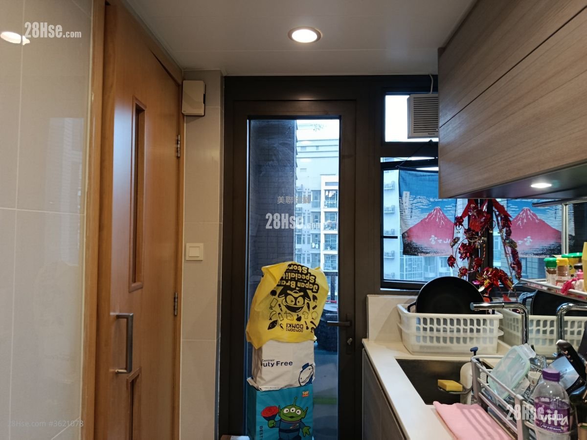 The Visionary Sell 1 Bedroom , 1 Bathroom 434 ft² The Visionary Sell 1 Bedroom , 1 Bathroom 434 ft²