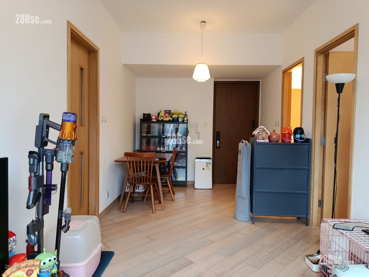 The Visionary Sell 1 Bedroom , 1 Bathroom 434 ft² The Visionary Sell 1 Bedroom , 1 Bathroom 434 ft²