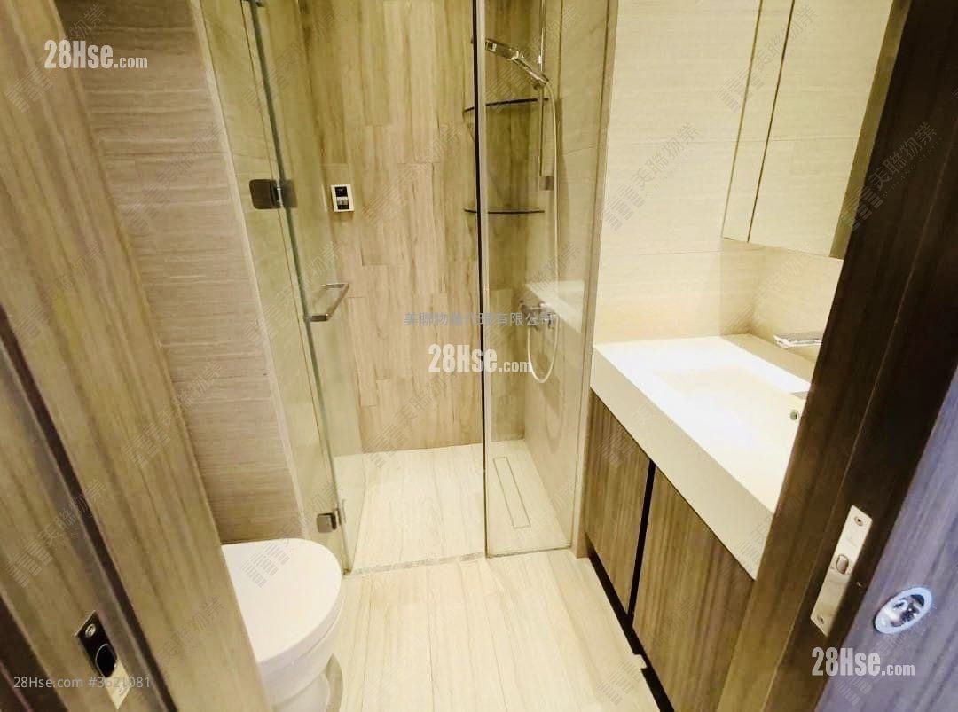 Park One Sell 3 Bedrooms , 1 Bathroom 419 ft² Park One Sell 3 Bedrooms , 1 Bathroom 419 ft²