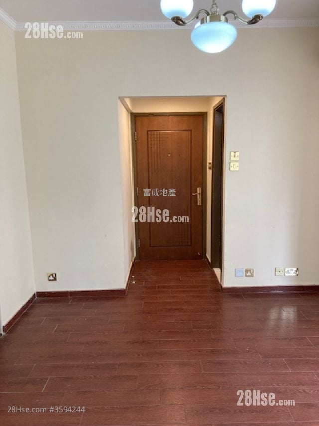 Shing Fat Building Rental 2 Bedrooms , 1 Bathroom 376 ft²