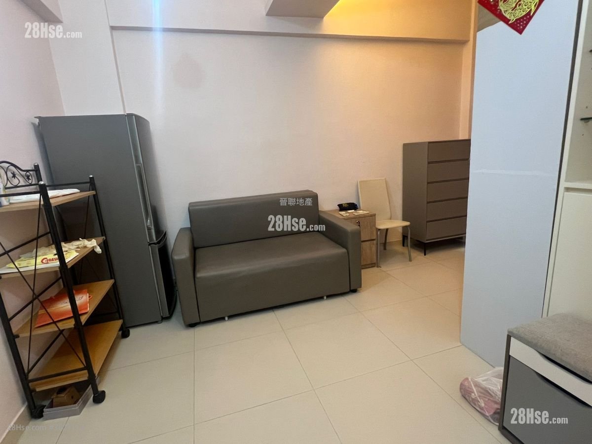 Lai Tong Building Sell Studio , 1 Bathroom 228 ft² Lai Tong Building Sell Studio , 1 Bathroom 228 ft²