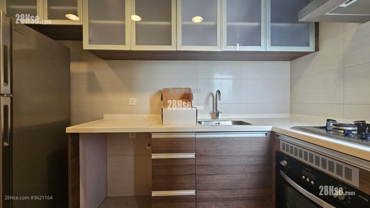 Prospect Mansion Rental 3 Bedrooms , 2 Bathrooms 890 ft² Prospect Mansion Rental 3 Bedrooms , 2 Bathrooms 890 ft²