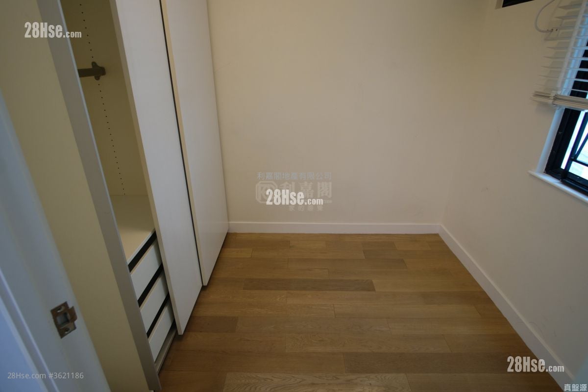 Cimbria Court Sell 2 Bedrooms 496 ft² Cimbria Court Sell 2 Bedrooms 496 ft²
