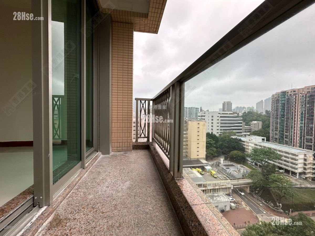 君頤峰 售盤 3 房 842 平方呎 君頤峰 售盤 3 房 842 平方呎