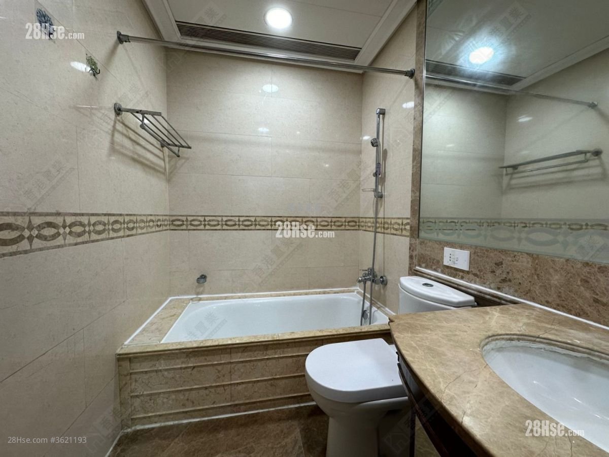 君頤峰 售盤 3 房 842 平方呎 君頤峰 售盤 3 房 842 平方呎