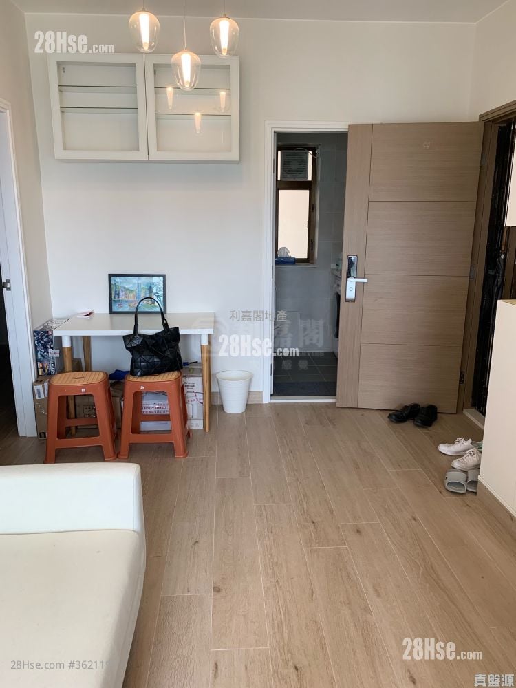 康泽花园 租盘 2 房 , 1 浴室 407 平方尺 康泽花园 租盘 2 房 , 1 浴室 407 平方尺