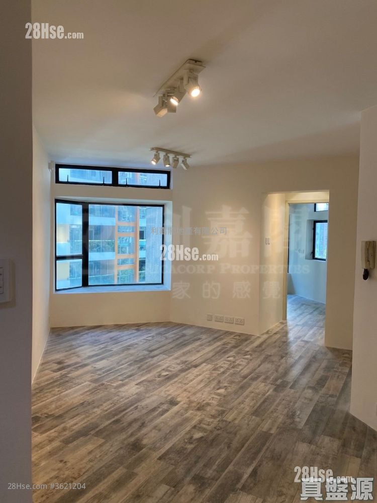 Euston Court Sell 2 Bedrooms 587 ft² Euston Court Sell 2 Bedrooms 587 ft²