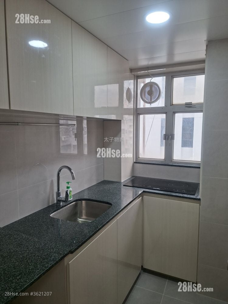 利兴大楼 租盘 3 房 , 1 浴室 598 平方尺 利兴大楼 租盘 3 房 , 1 浴室 598 平方尺