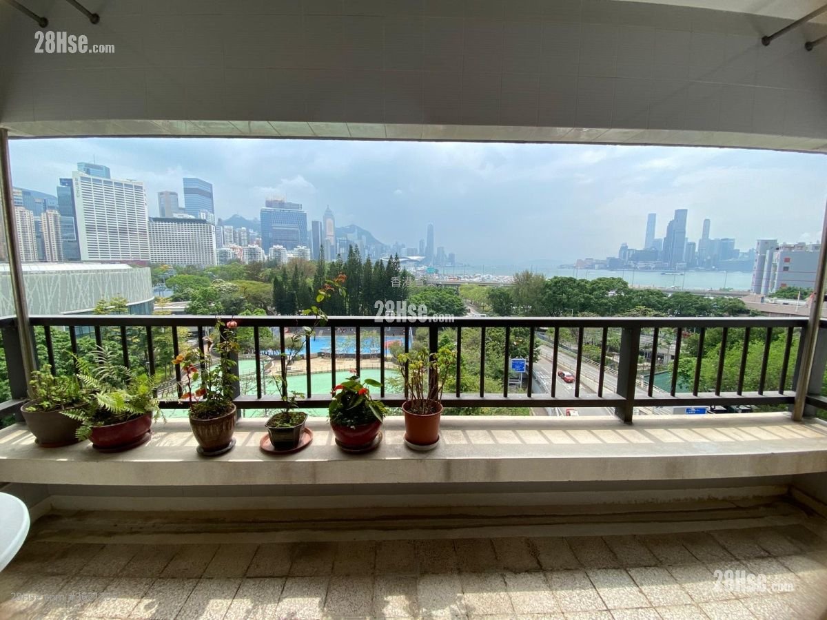 Victoria Court Sell 3 Bedrooms , 2 Bathrooms 1,592 ft² Victoria Court Sell 3 Bedrooms , 2 Bathrooms 1,592 ft²