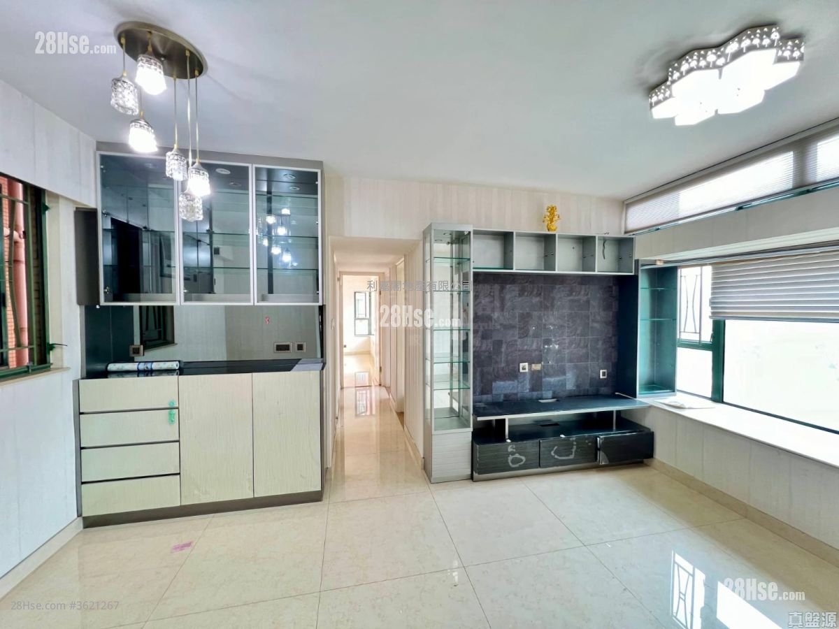 Grand Regentville Rental 3 Bedrooms , 2 Bathrooms 594 ft² Grand Regentville Rental 3 Bedrooms , 2 Bathrooms 594 ft²