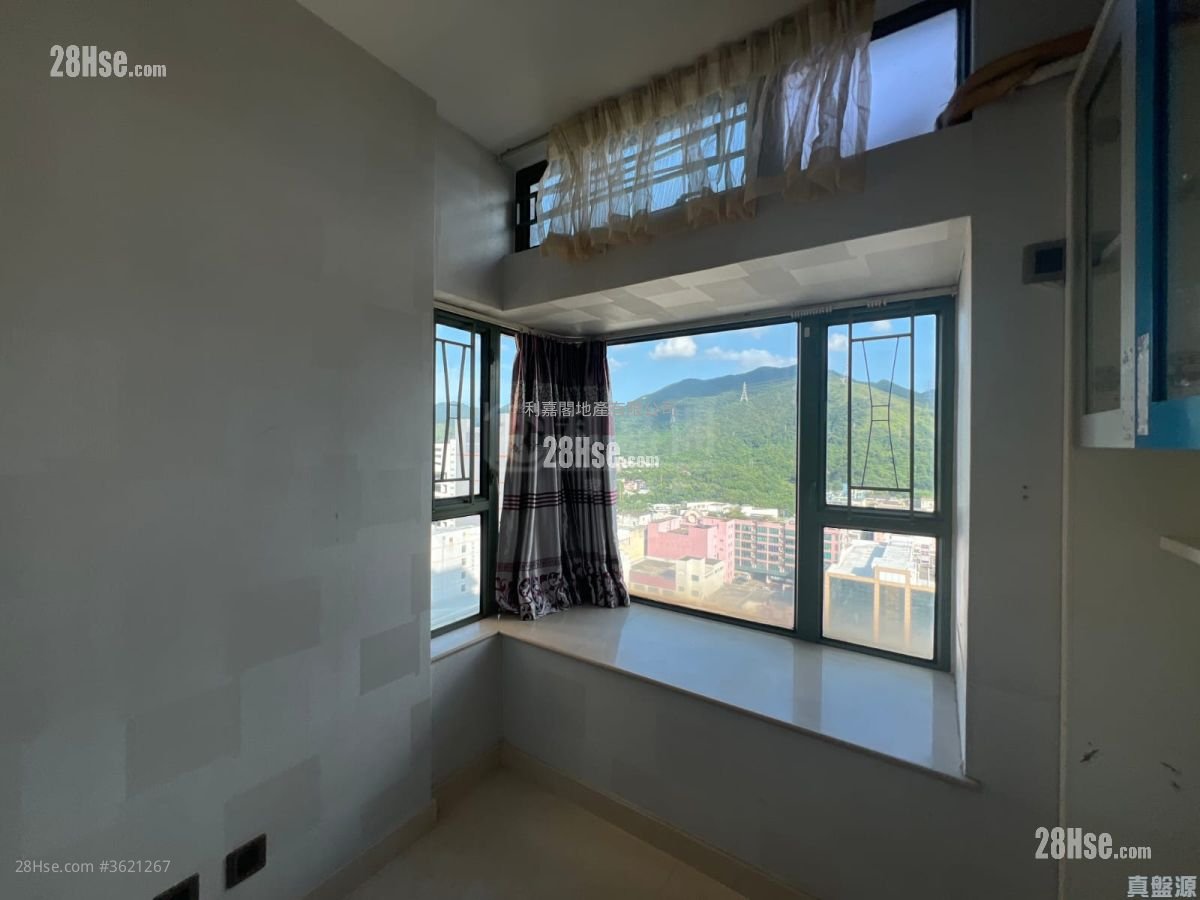 Grand Regentville Rental 3 Bedrooms , 2 Bathrooms 594 ft² Grand Regentville Rental 3 Bedrooms , 2 Bathrooms 594 ft²