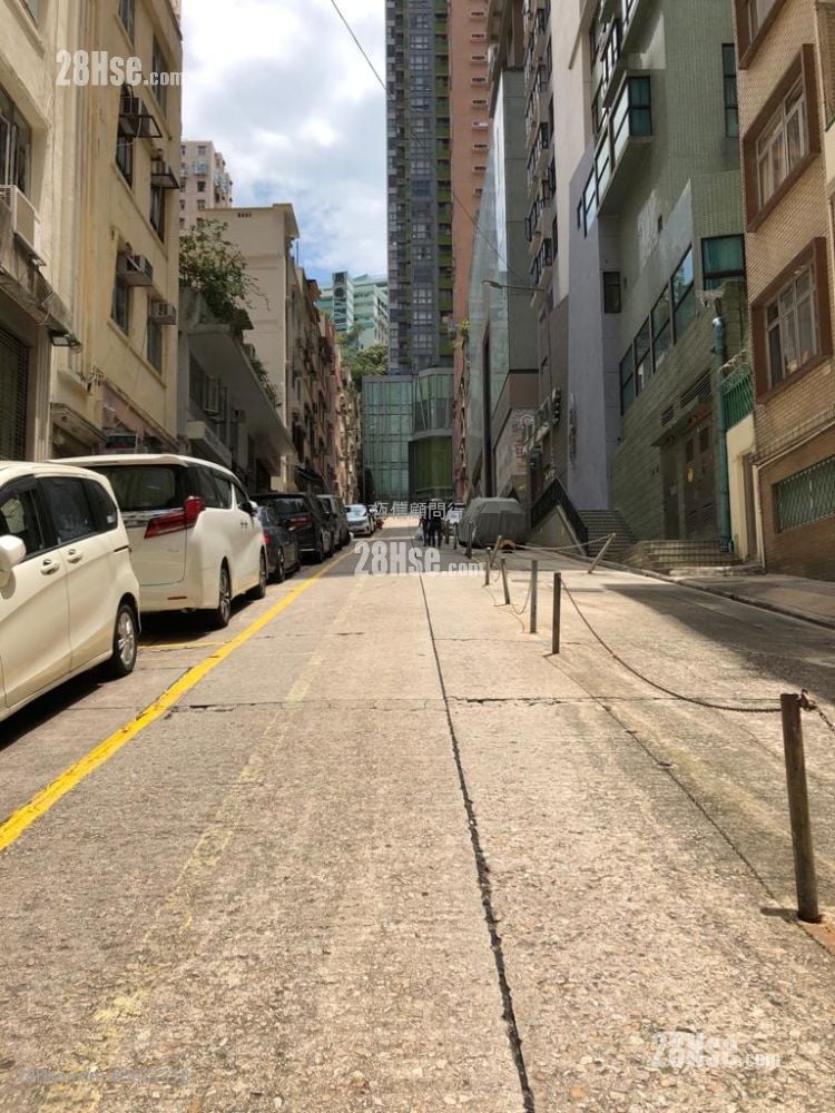Chinese Mansion Rental 1 Bedroom , 1 Bathroom 250 ft² Chinese Mansion Rental 1 Bedroom , 1 Bathroom 250 ft²