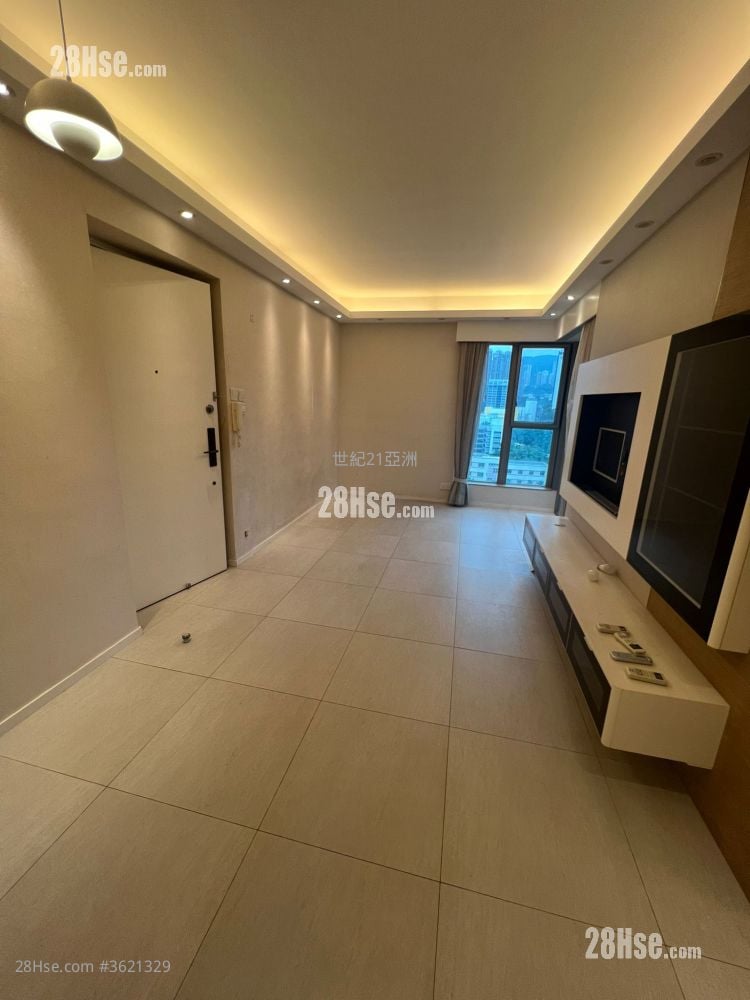 The Zenith Sell 3 Bedrooms , 2 Bathrooms 607 ft² The Zenith Sell 3 Bedrooms , 2 Bathrooms 607 ft²