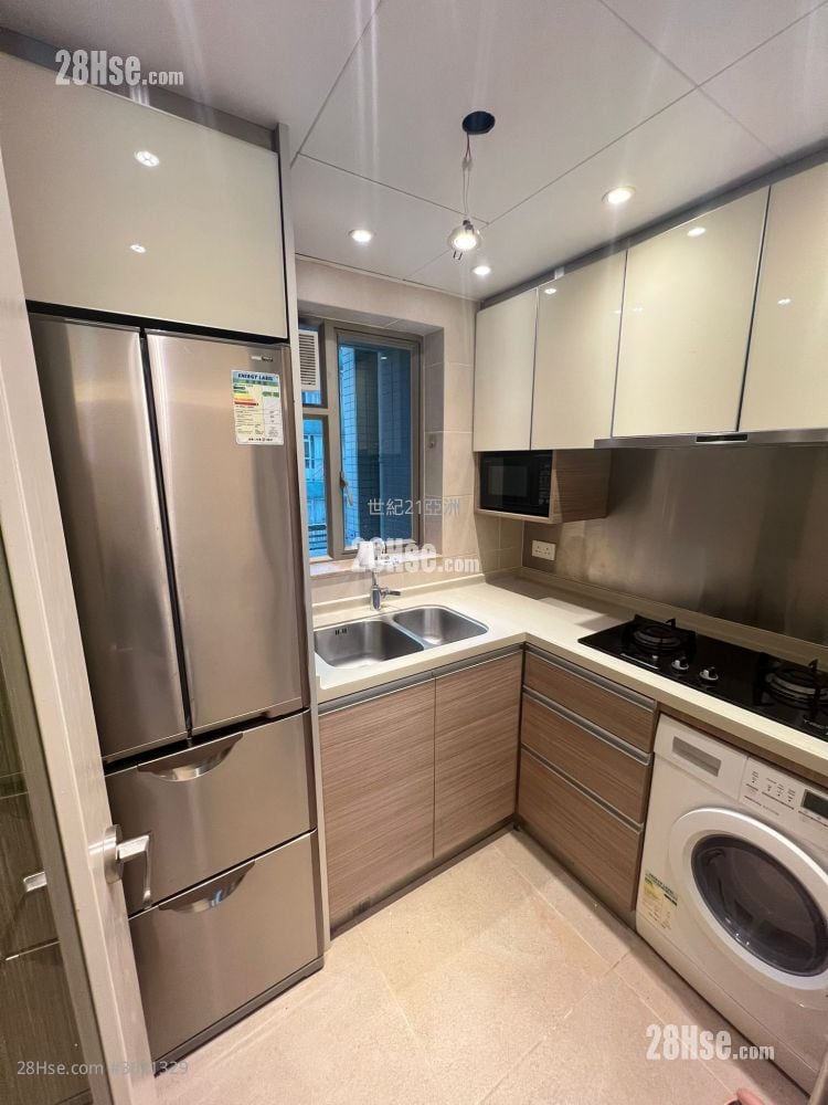 The Zenith Sell 3 Bedrooms , 2 Bathrooms 607 ft² The Zenith Sell 3 Bedrooms , 2 Bathrooms 607 ft²