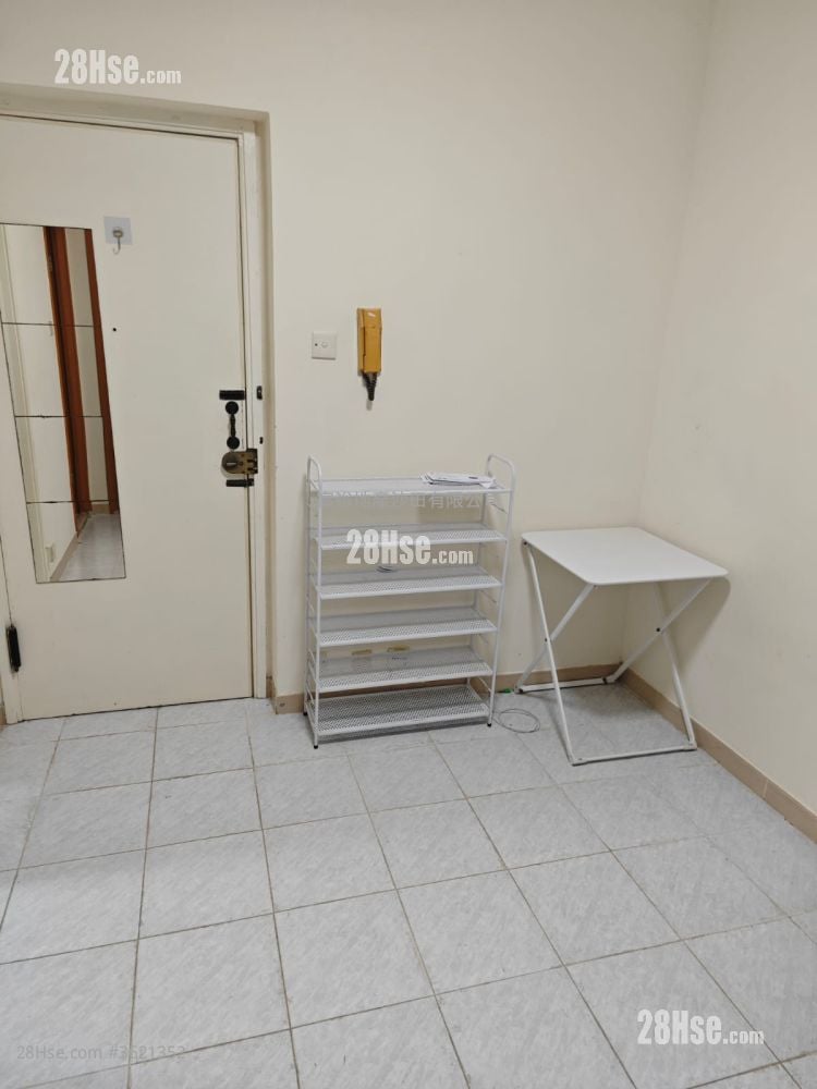 金獅花園 租盤 2 房 , 1 浴室 260 平方呎 金獅花園 租盤 2 房 , 1 浴室 260 平方呎