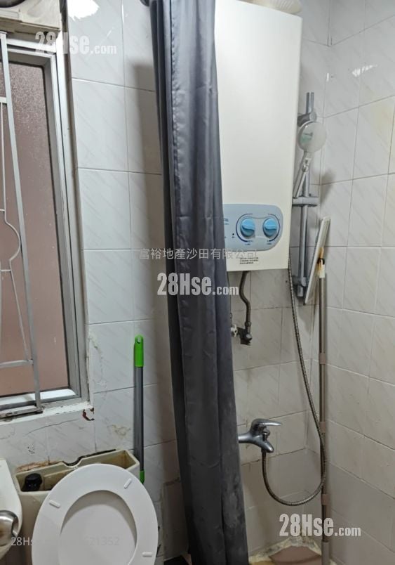 金獅花園 租盤 2 房 , 1 浴室 260 平方呎 金獅花園 租盤 2 房 , 1 浴室 260 平方呎