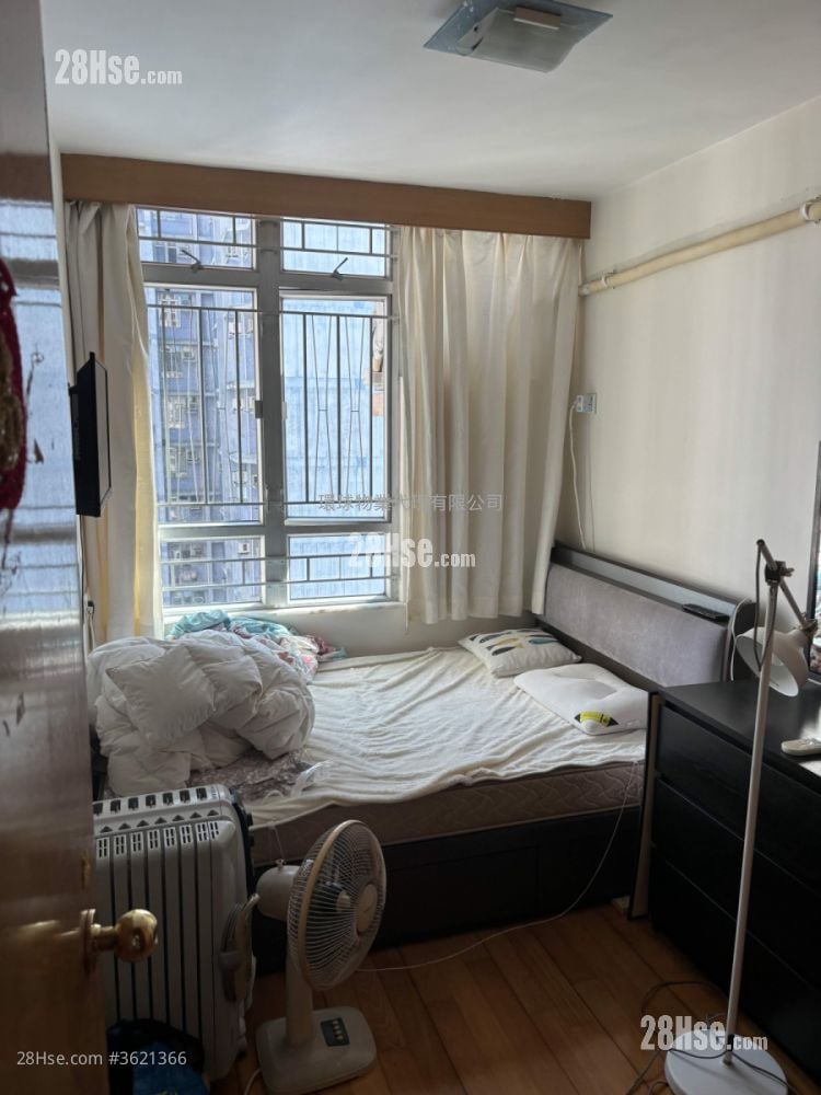 廣明苑 售盤 3 房 , 1 浴室 594 平方呎 廣明苑 售盤 3 房 , 1 浴室 594 平方呎