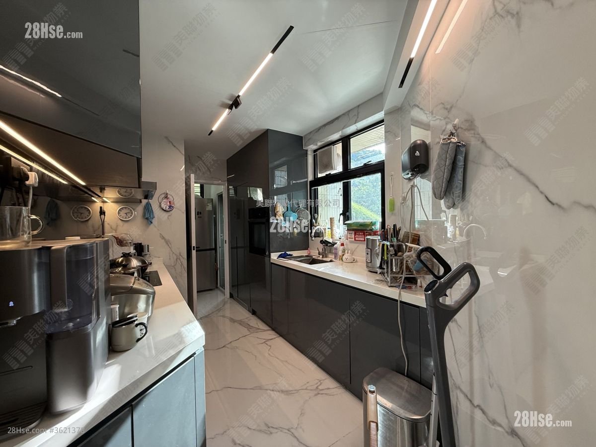 滌濤山 售盤 3 房 , 2 浴室 1,089 平方呎 滌濤山 售盤 3 房 , 2 浴室 1,089 平方呎