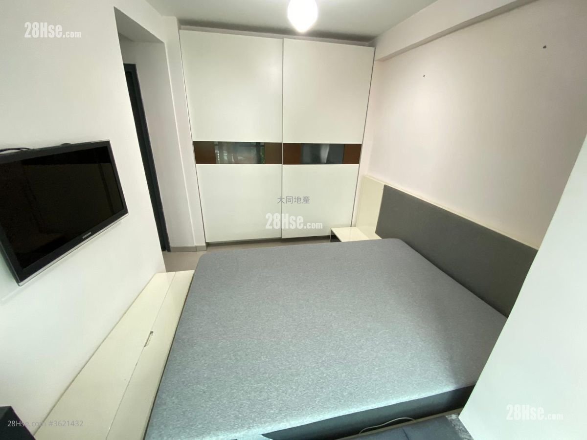 Highland Park Rental 3 Bedrooms , 2 Bathrooms 571 ft² Highland Park Rental 3 Bedrooms , 2 Bathrooms 571 ft²