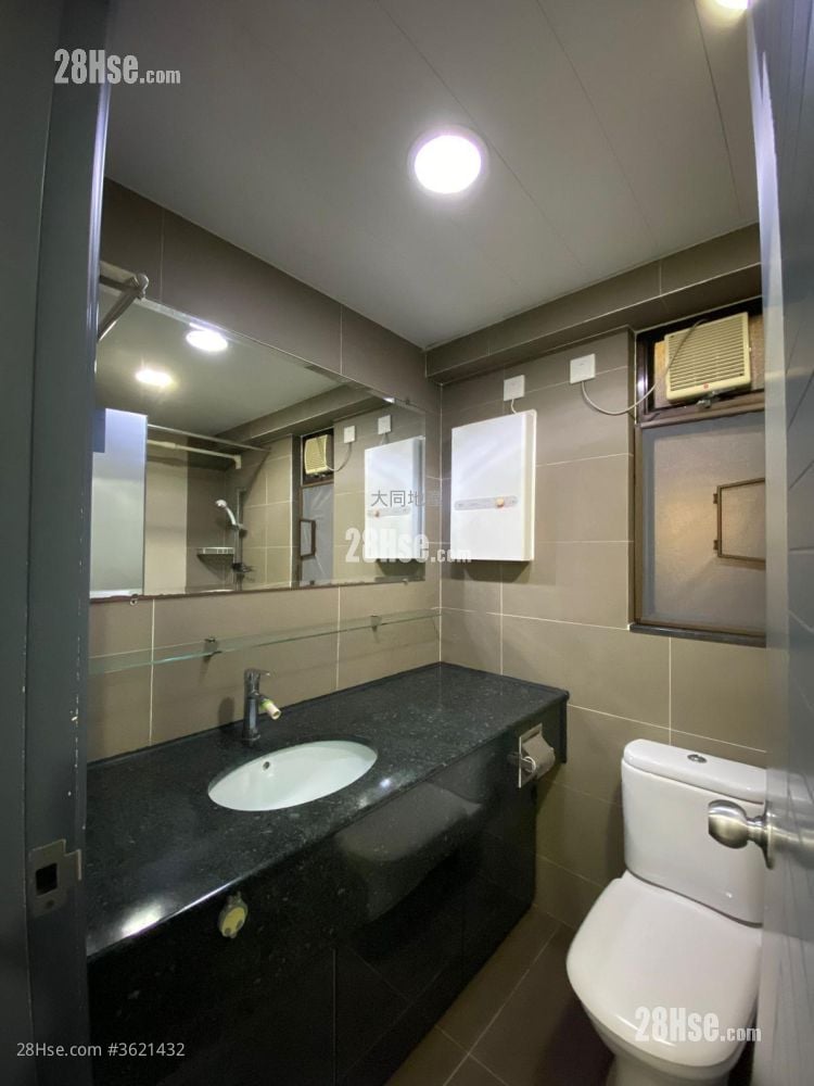 Highland Park Rental 3 Bedrooms , 2 Bathrooms 571 ft² Highland Park Rental 3 Bedrooms , 2 Bathrooms 571 ft²