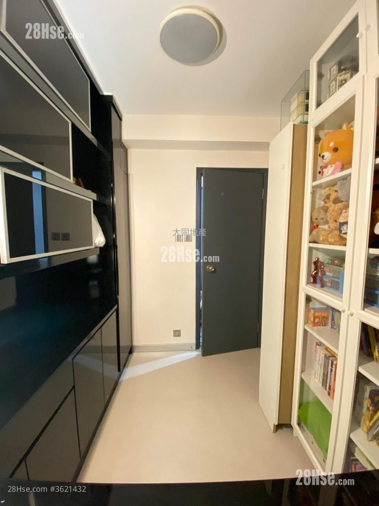 Highland Park Rental 3 Bedrooms , 2 Bathrooms 571 ft² Highland Park Rental 3 Bedrooms , 2 Bathrooms 571 ft²