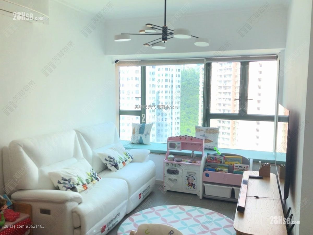 Nob Hill Sell 2 Bedrooms , 1 Bathroom 439 ft² Nob Hill Sell 2 Bedrooms , 1 Bathroom 439 ft²