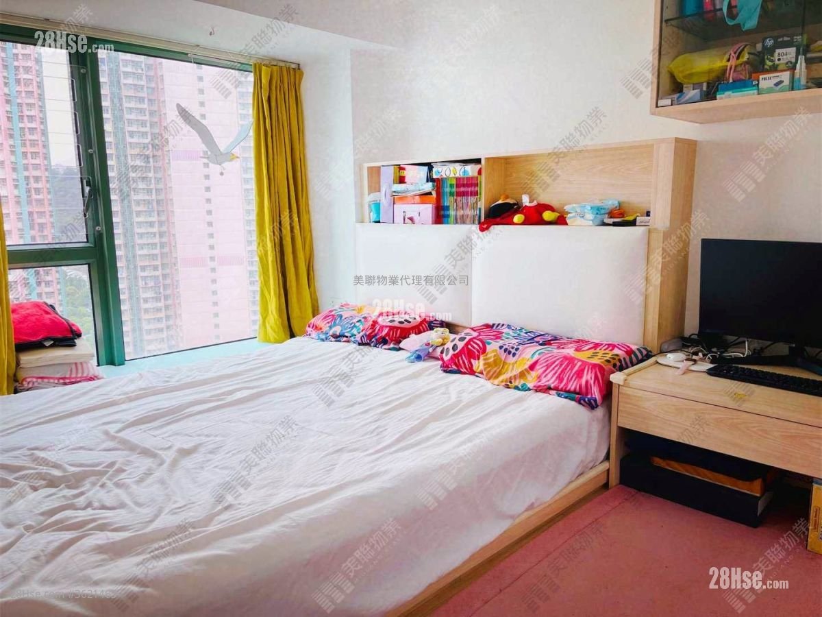 Nob Hill Sell 2 Bedrooms , 1 Bathroom 439 ft² Nob Hill Sell 2 Bedrooms , 1 Bathroom 439 ft²